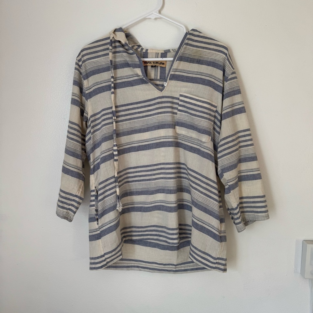 Striped Hooded Pullover Top in Cream and Blue Size M pockets Costal Preppy Beach